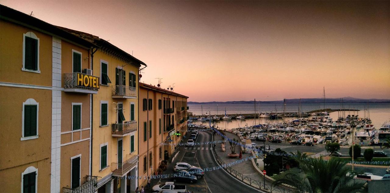 Hotel Alfiero Porto Santo Stefano  Exteriör bild